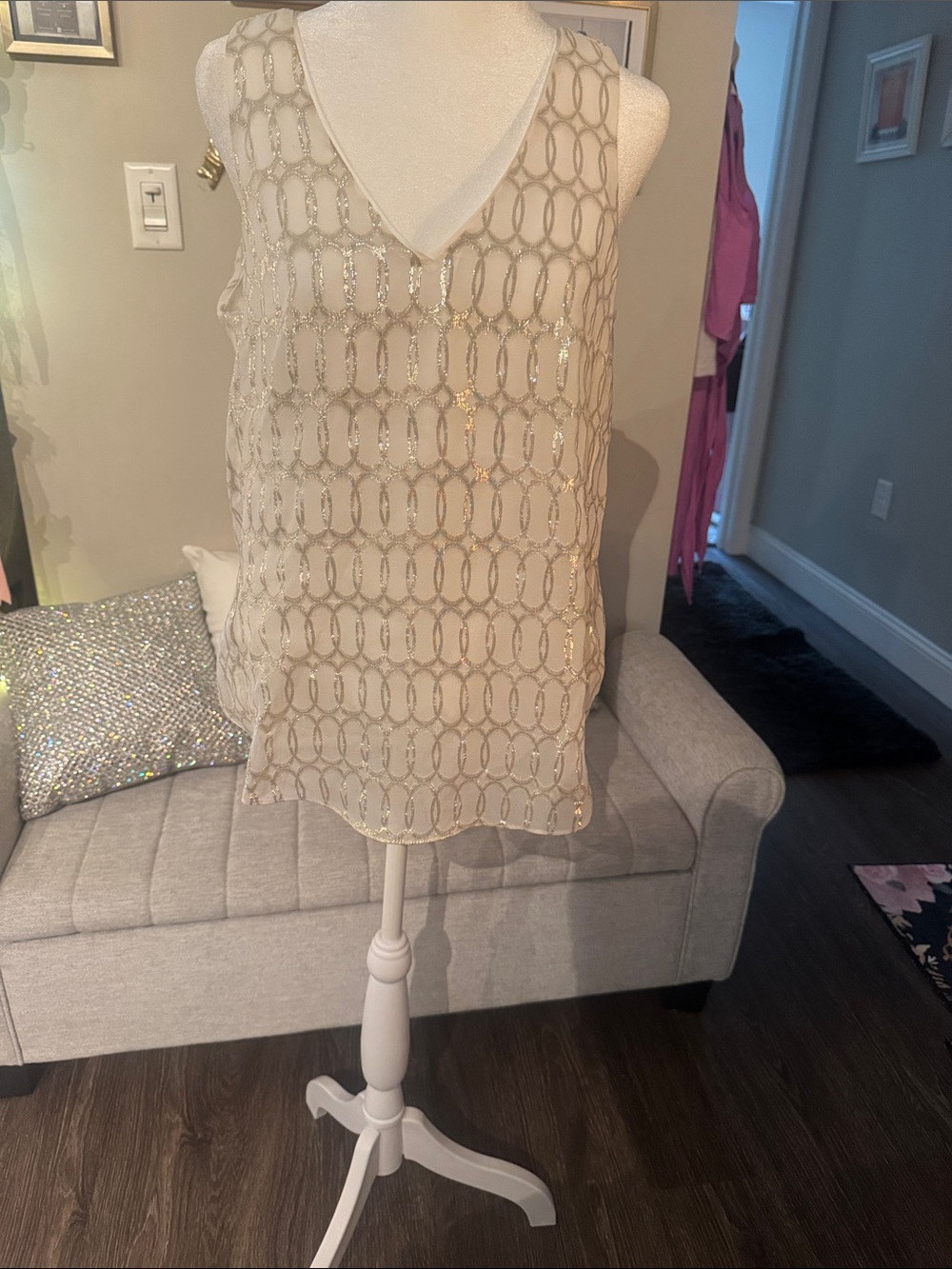 White House Black Market Cream Beaded V-Neck Tank